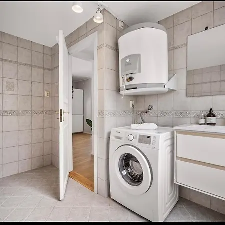 2 Story Modern Apartamento