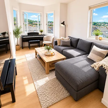 2 Story Modern * Bergen