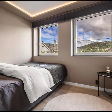 Lejlighed 2 Story Modern *