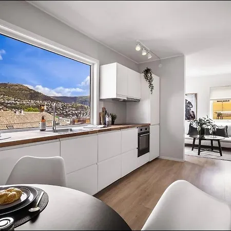 2 Story Modern Lejlighed *